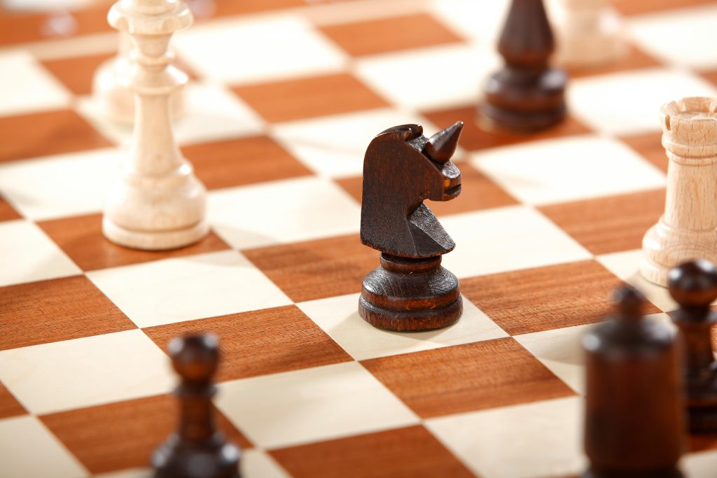 Unicorn-chess-piece-representing-unicorn-company-for-investment-opportunity