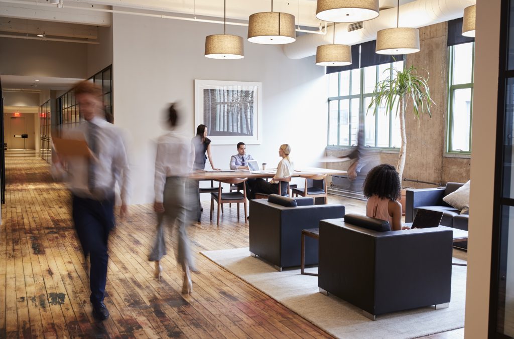 Transitioning Remote Employees Back to the Office: 7 Key Insights for Global Employers